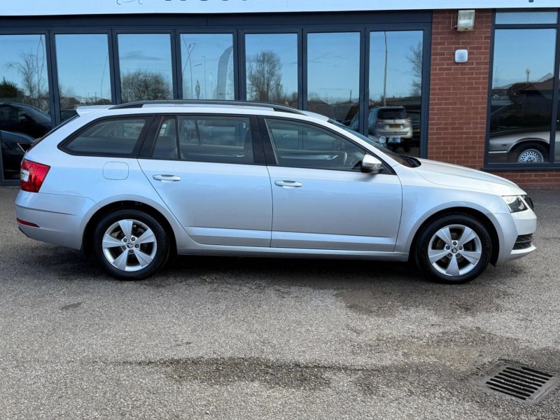 SKODA OCTAVIA 1.6 TDI S Euro 6 (s/s) 5dr