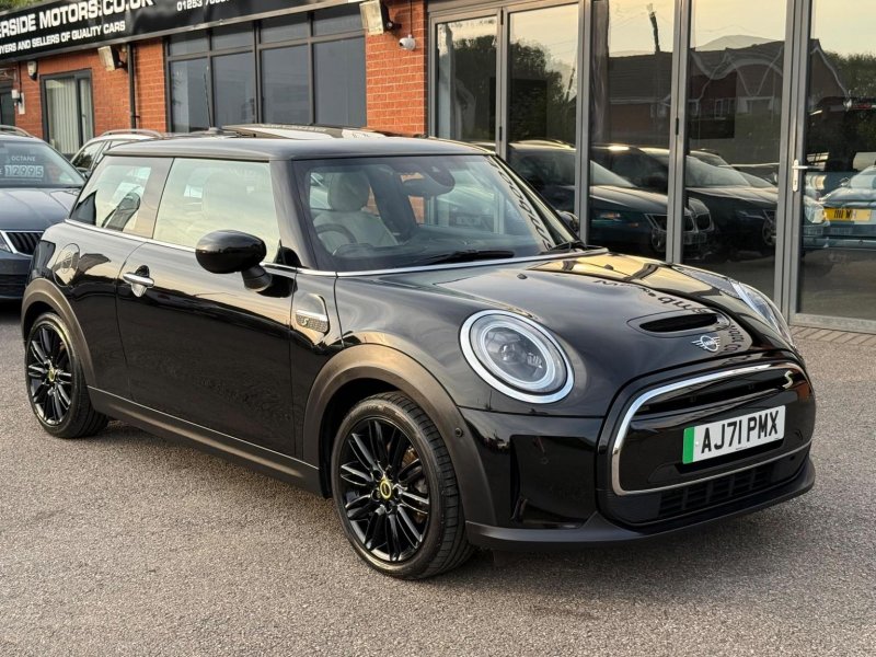 MINI ELECTRIC Cooper SE 32.6kWh Level 3 Auto 3dr