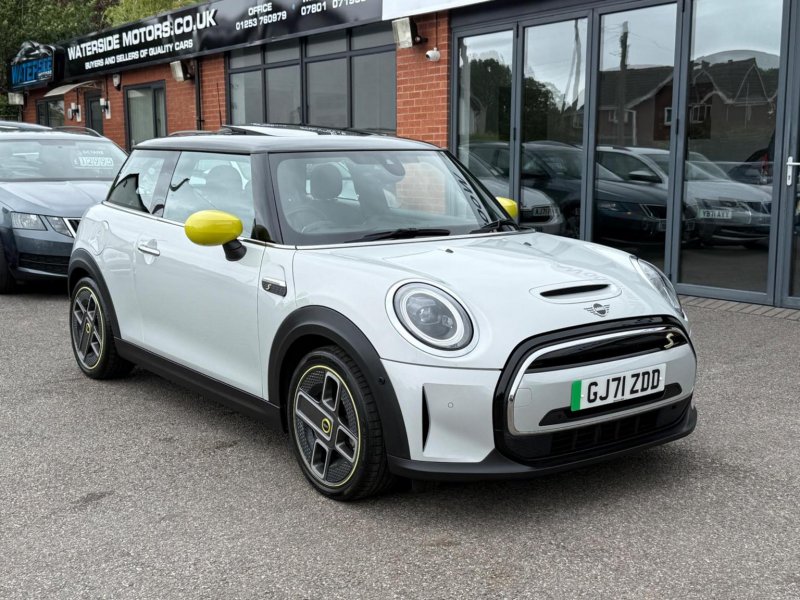 MINI ELECTRIC Cooper SE 32.6kWh Level 3 Auto 3dr