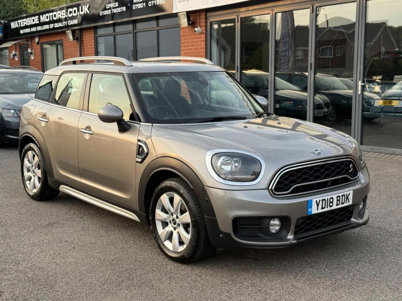 MINI COUNTRYMAN 2.0 Cooper SD Steptronic Euro 6 (s/s) 5dr