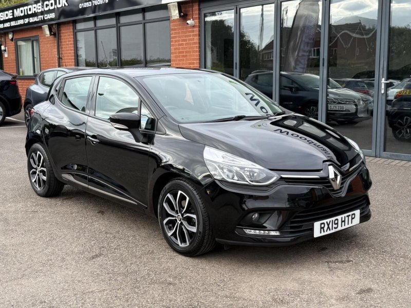RENAULT CLIO 1.5 dCi Play Euro 6 (s/s) 5dr