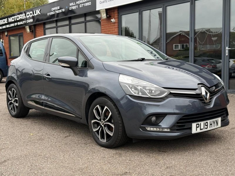 RENAULT CLIO 1.5 dCi Play Euro 6 (s/s) 5dr