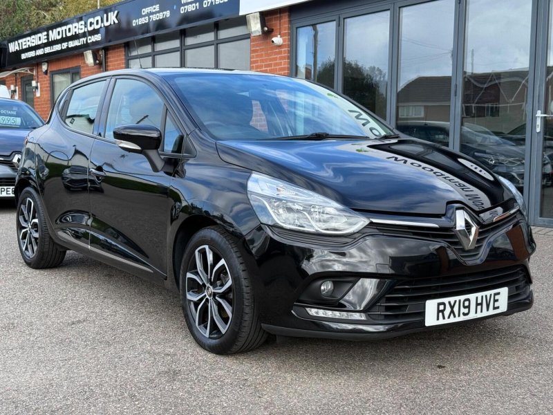 RENAULT CLIO 1.5 dCi Play Euro 6 (s/s) 5dr