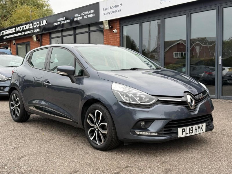 RENAULT CLIO 1.5 dCi Play Euro 6 (s/s) 5dr